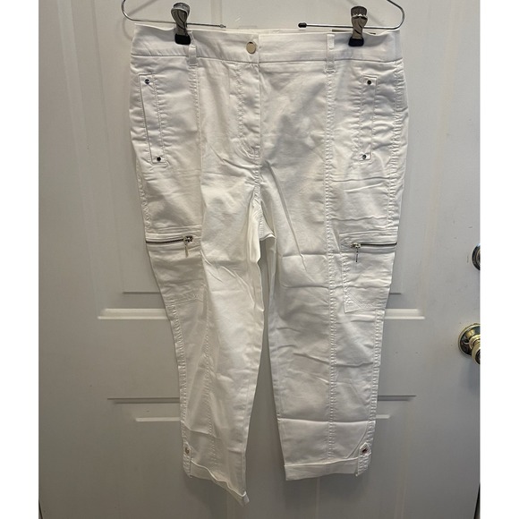 Chico's Pants - Chico's 0.5P 6P Woman's Ultimate Fit Luxe Twill Utility Crop Ankle Pants White